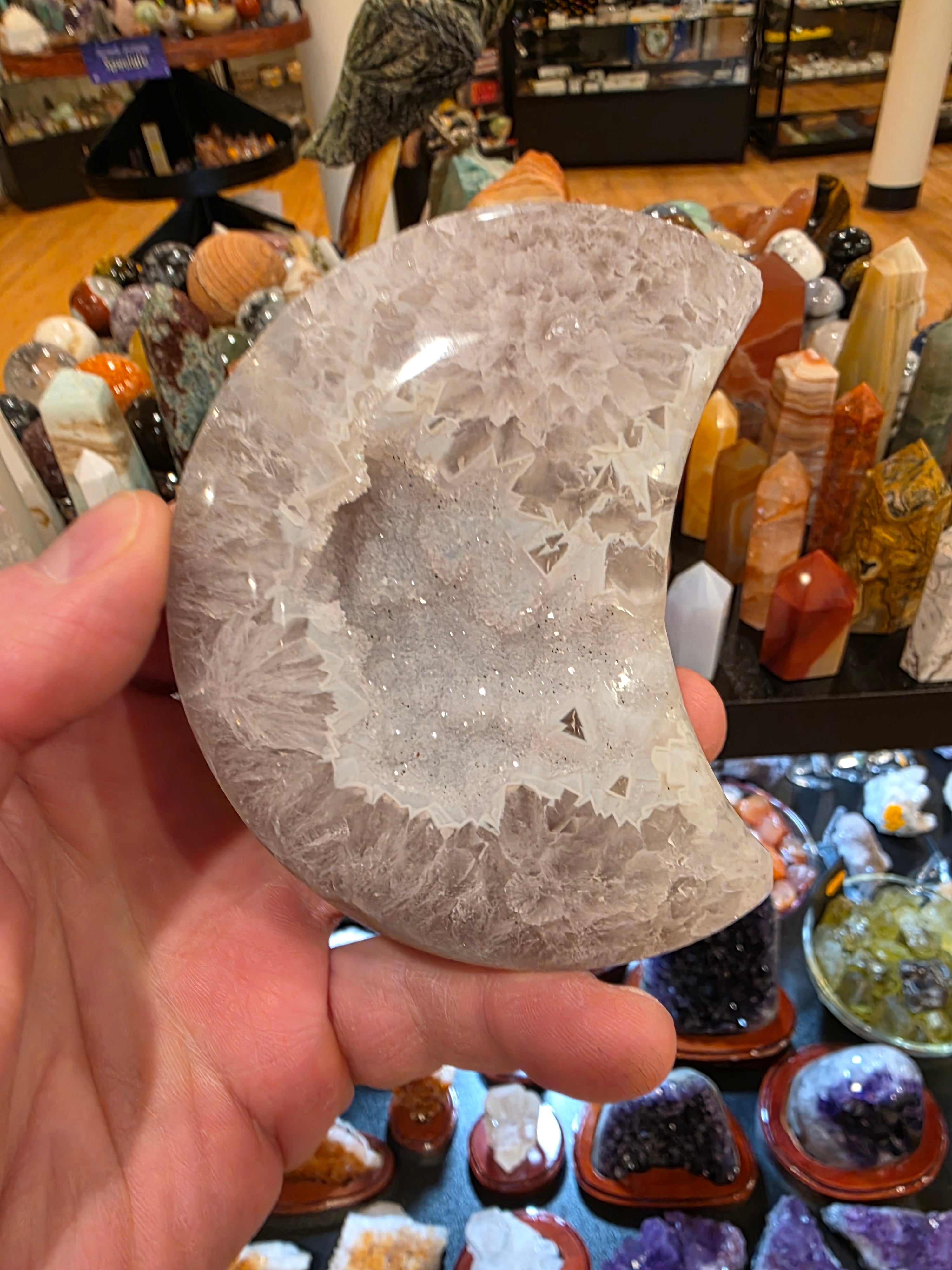 Agate in Quartz Druzy Moon