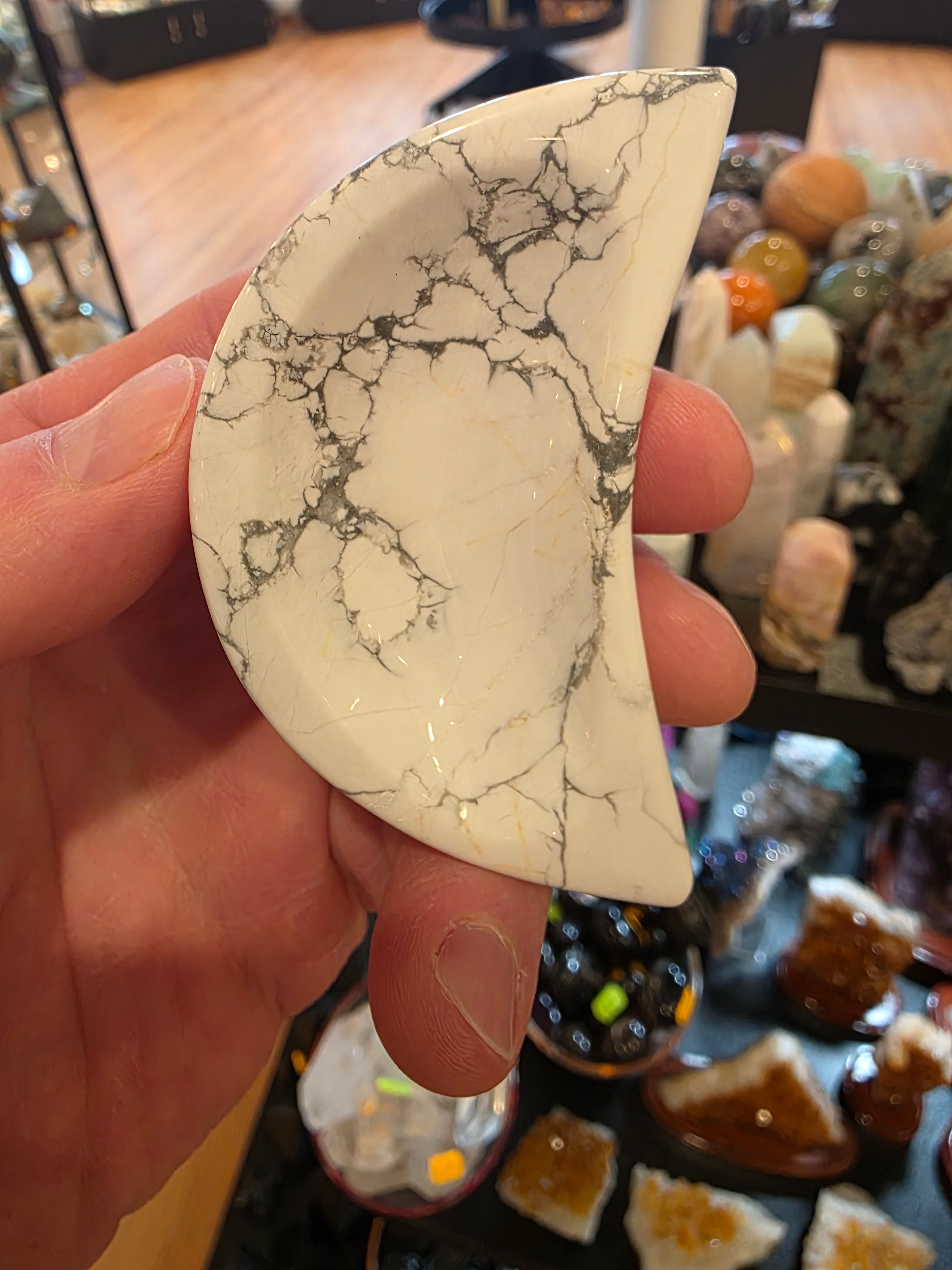 Howlite Moon Bowl