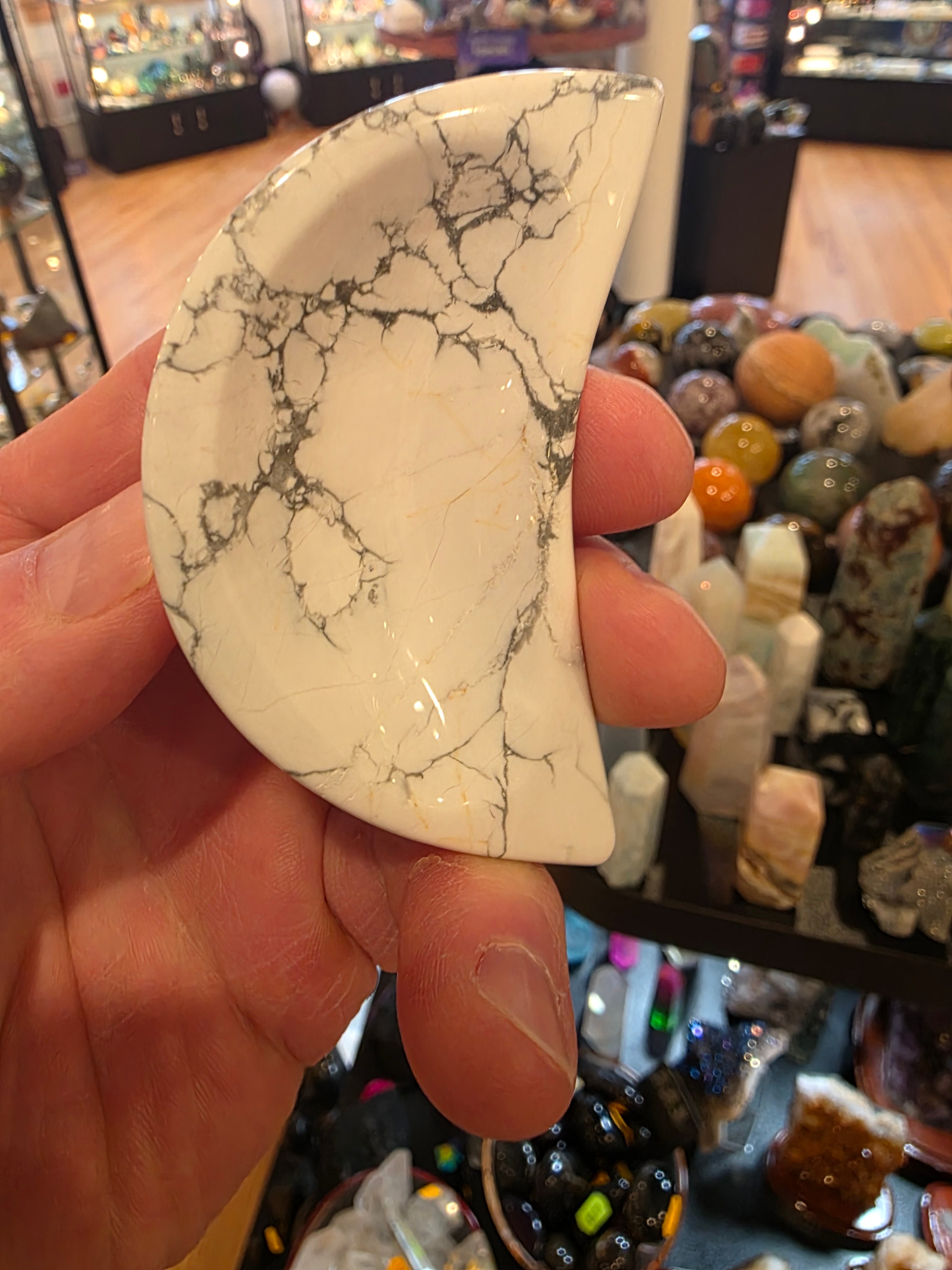 Howlite Moon Bowl