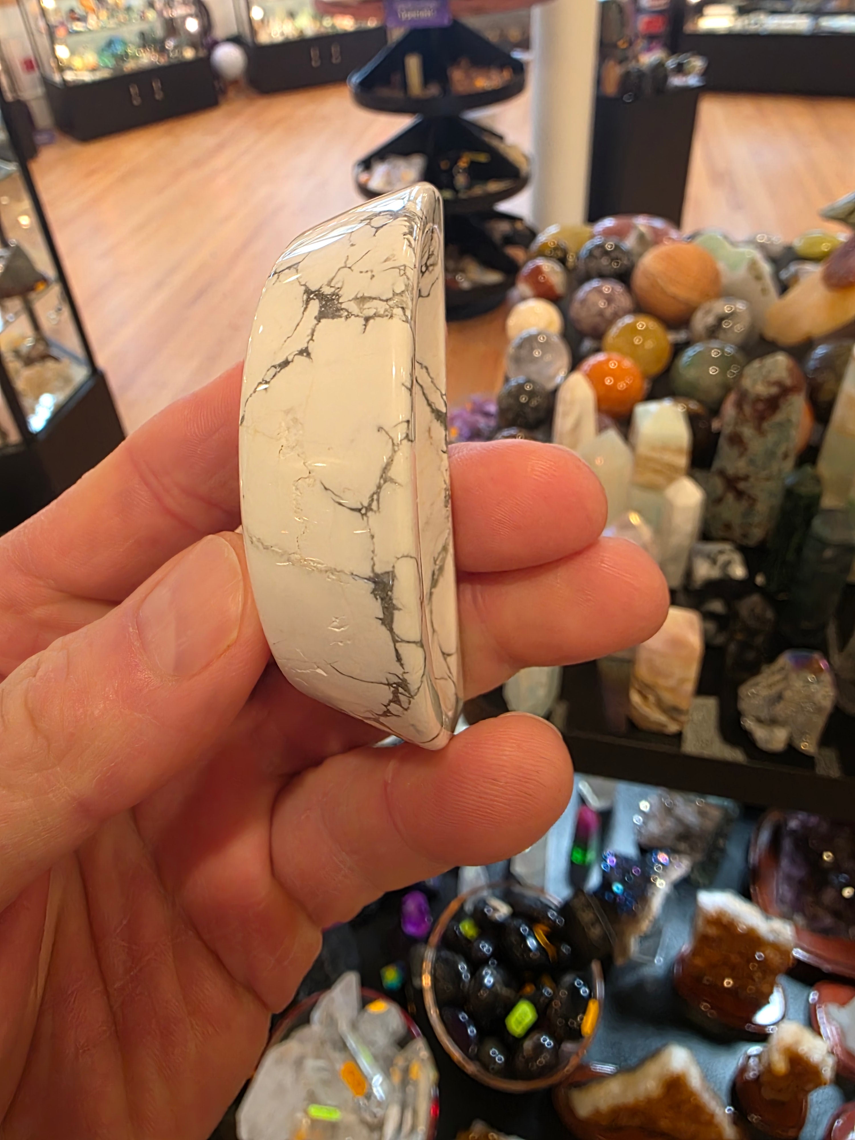 Howlite Moon Bowl